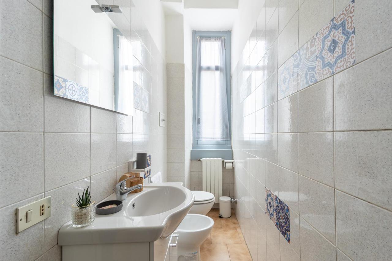 Apt Vicino Metropolitana Porta Romana, 4 Minuti Da Duomo, Free Wifi&netflix Apartment Mailand